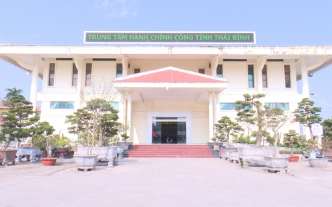 Điện lực Th&aacute;i B&igrave;nh đảm bảo an to&agrave;n lao động 