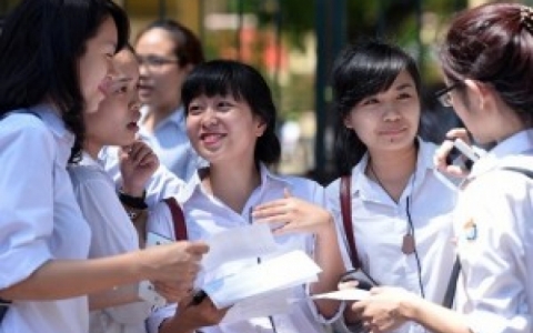 Bộ GD-ĐT c&ocirc;ng bố phổ điểm của th&iacute; sinh x&eacute;t tuyển đại học