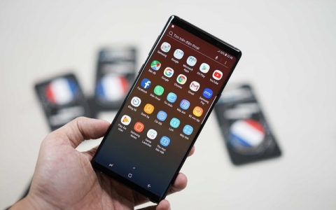 Loạt smartphone mới vừa tung ra thị trường tại Việt Nam