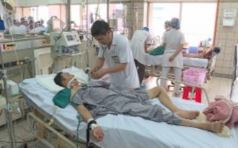 Bất cập trong kiểm so&aacute;t thuốc BHYT