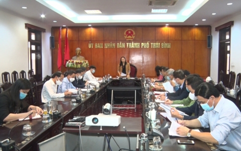 Ban Văn h&oacute;a x&atilde; hội - HĐND tỉnh gi&aacute;m s&aacute;t tại th&agrave;nh phố Th&aacute;i B&igrave;nh