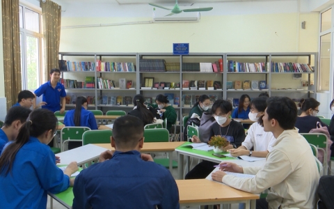 Kết hợp nghi&ecirc;n cứu khoa học với dạy v&agrave; học