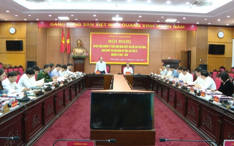 Thảo luận tổ về về kết quả nửa nhiệm kỳ thực hiện Nghị quyết Đại hội c&aacute;c cấp