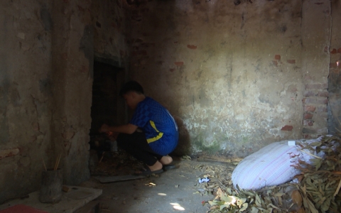 Tiếp sức đến trường &ndash; Ho&agrave;n cảnh em Phạm Văn Quang