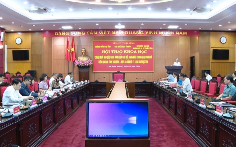 Hội thảo khoa học "Chuẩn mực đạo đức c&aacute;ch mạng của c&aacute;n bộ, đảng vi&ecirc;n trong giai đoạn mới"