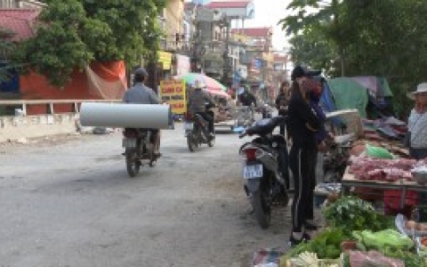 Biến cầu th&agrave;nh chợ 