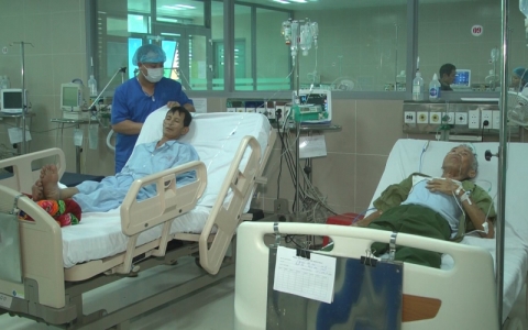 Gần 90% người bệnh h&agrave;i l&ograve;ng với nh&acirc;n vi&ecirc;n y tế tại bệnh viện Đa khoa tỉnh 