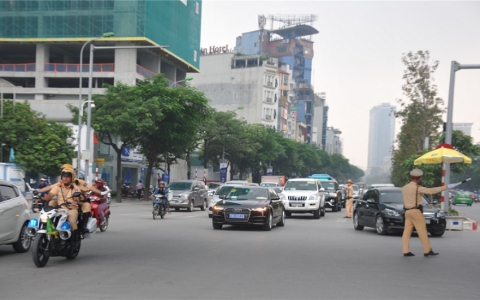 H&agrave; Nội bố tr&iacute; 62 chốt ph&acirc;n luồng giao th&ocirc;ng dịp Tết 