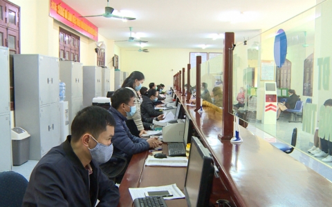 Những ng&agrave;y đầu xu&acirc;n tại Trung t&acirc;m h&agrave;nh ch&iacute;nh c&ocirc;ng