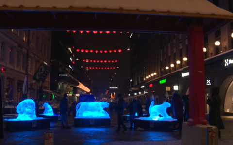 Đi&ecirc;u khắc tr&ecirc;n băng mừng năm mới tại Helsinki