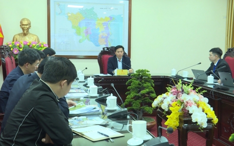 L&agrave;m việc với trung t&acirc;m quảng b&aacute; Kyushyu KPC Nhật Bản