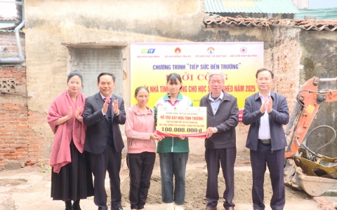 Khởi c&ocirc;ng nh&agrave; tiếp sức đến trường cho học sinh c&oacute; ho&agrave;n cảnh kh&oacute; khăn x&atilde; Vũ Đ&ocirc;ng, th&agrave;nh phố