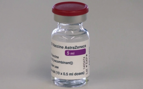 Nhiều nước ch&acirc;u &Acirc;u nối lại sử dụng vaccine AstraZeneca