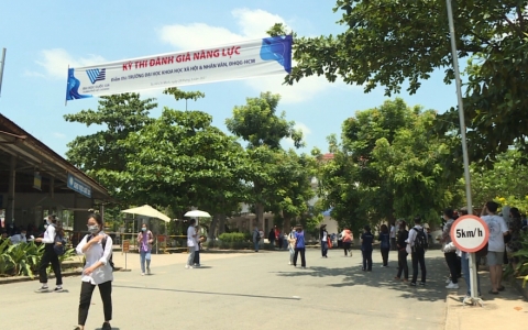 Gần 85.000 th&iacute; sinh đăng k&yacute; thi đ&aacute;nh gi&aacute; năng lực của ĐHQG 