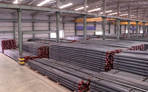 Gi&aacute; th&eacute;p li&ecirc;n tục tăng