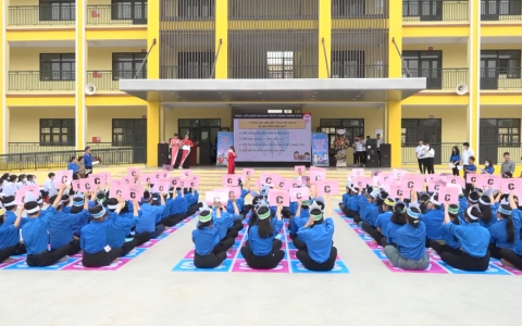 Trường THPT Bắc Đ&ocirc;ng Quan Đ&ocirc;ng Hưng tổ chức hội thi Rung chu&ocirc;ng v&agrave;ng