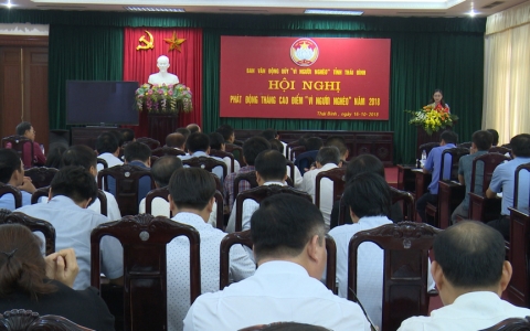 Ph&aacute;t động Th&aacute;ng cao điểm v&igrave; người ngh&egrave;o năm 2018