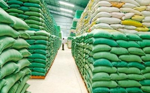 Bộ C&ocirc;ng thương cắt giảm th&ecirc;m 202 điều kiện đầu tư, kinh doanh
