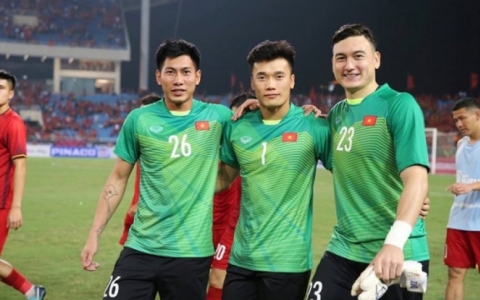3 thủ m&ocirc;n rủ nhau sa s&uacute;t, HLV Park Hang-seo bổ sung nh&acirc;n tố mới?
