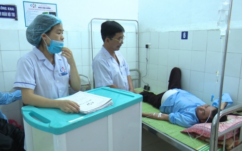 Người thầy thuốc với tấm l&ograve;ng y&ecirc;u nghề, v&igrave; sức khỏe của nh&acirc;n d&acirc;n