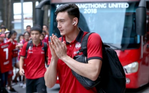 B&aacute;o Th&aacute;i Lan phỏng vấn Văn L&acirc;m trước thềm v&ograve;ng loại World Cup