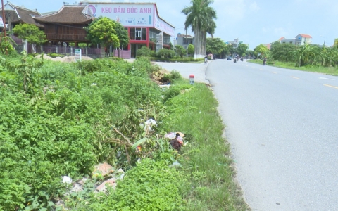 Chưa xử l&yacute; t&igrave;nh trạng &ocirc; nhiễm m&ocirc;i trường tại x&atilde; Đ&ocirc;ng Xu&acirc;n huyện Đ&ocirc;ng Hưng