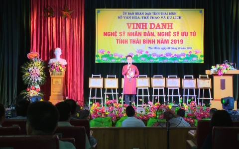 Vinh danh nghệ sỹ nh&acirc;n d&acirc;n, nghệ sỹ ưu t&uacute;