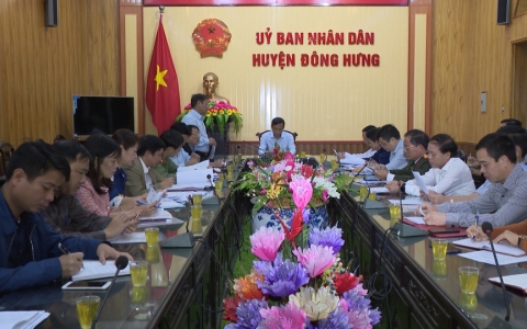 Kiểm tra việc thực hiện giải quyết thủ tục h&agrave;nh ch&iacute;nh theo phương &aacute;n 5 tại chỗ