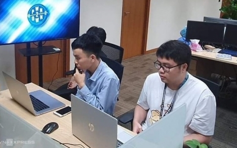 Hai chuy&ecirc;n gia bảo mật Việt Nam gi&agrave;nh giải thưởng 40.000 USD