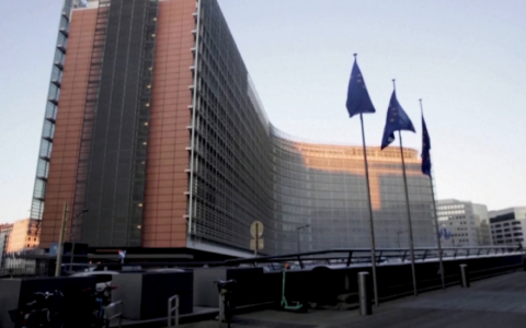 EU đẩy mạnh ngăn chặn tin giả 