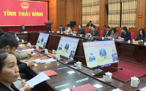 Đẩy mạnh x&acirc;y dựng Ch&iacute;nh phủ điện tử