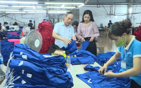 Duy tr&igrave; việc l&agrave;m, ổn định thu nhập cho người lao động