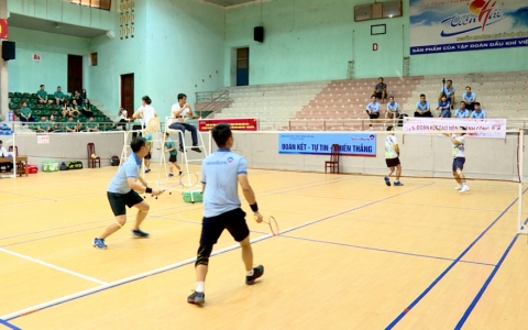 Khai mạc hội thao ng&agrave;nh ng&acirc;n h&agrave;ng