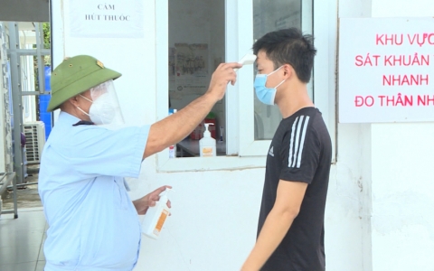 Doanh nghiệp nỗ lực ph&ograve;ng dịch để ổn định sản xuất