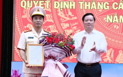 Quy&ecirc;́t định thăng c&acirc;́p b&acirc;̣c hàm, n&acirc;ng lương năm 2023 ng&agrave;nh C&ocirc;ng an