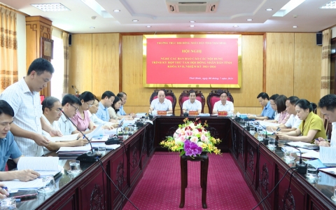 Thường trực HĐND tỉnh nghe b&aacute;o c&aacute;o c&aacute;c nội dung tr&igrave;nh kỳ họp thứ T&aacute;m HĐND tỉnh