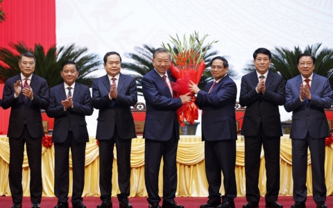 Đồng ch&iacute; T&ocirc; L&acirc;m được bầu giữ chức Tổng B&iacute; thư Ban Chấp h&agrave;nh Trung ương Đảng Cộng sản Việt Nam