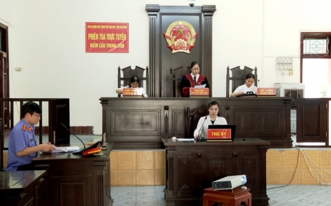 T&ograve;a &aacute;n nh&acirc;n d&acirc;n Th&agrave;nh phố x&eacute;t xử trực tuyến 4 vụ &aacute;n h&igrave;nh sự