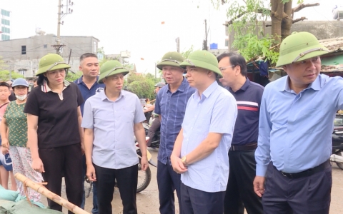 Tăng cường tuần tra, canh g&aacute;c đ&ecirc; theo cấp b&aacute;o động