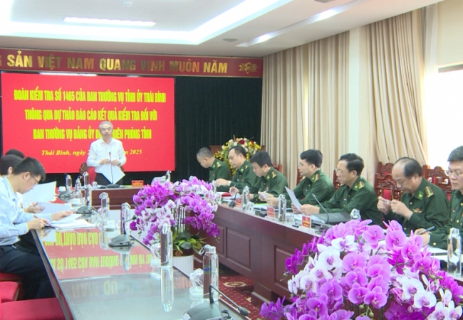 Kiểm tra việc thực hiện c&aacute;c Chỉ thị, Nghị quyết tại Bộ Chỉ huy BĐBP